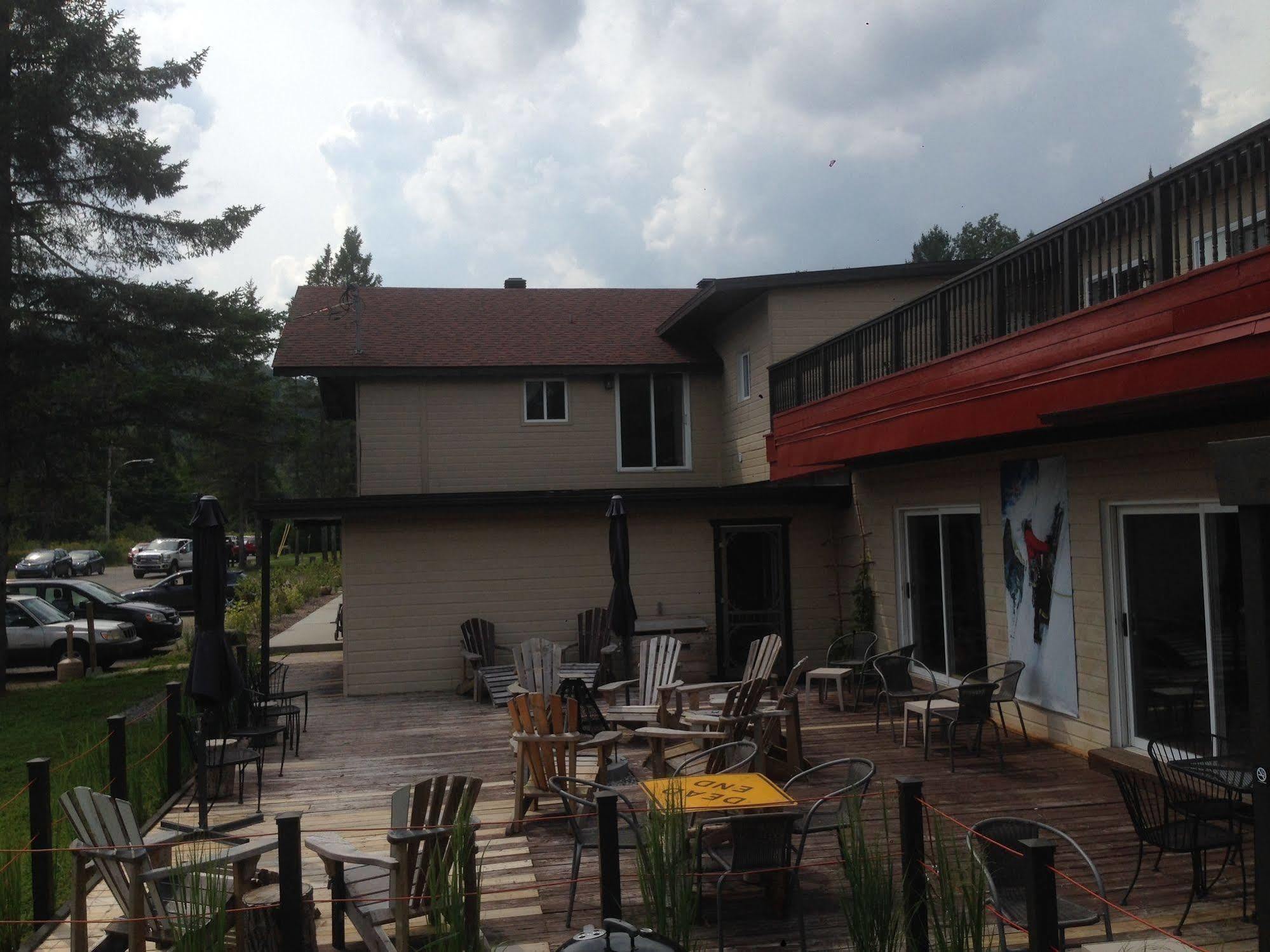 Hotel Attitude Montagne Saint Adolphe D'Howard Zewnętrze zdjęcie